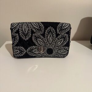 Vera Bradley Turnlock Crossbody in Blanco Bouquet